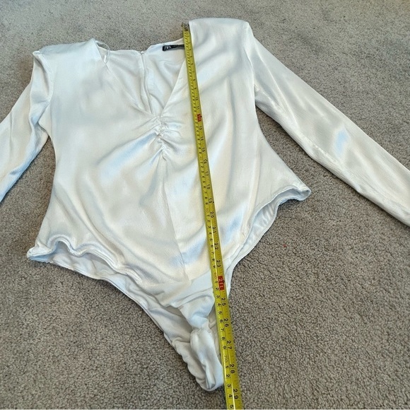 Zara white satin effect ruched long sleeve V-neck bodysuit Sz XL NWOT - Picture 9 of 13